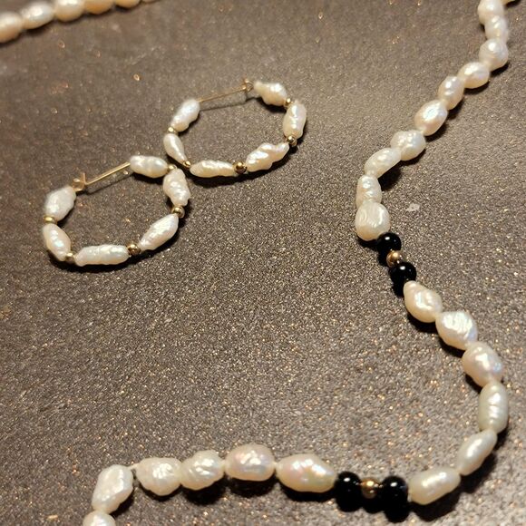 Fine Freshwater Baroque Pearl Necklace & Hoop Earrings w 14K Gold Onyx beads VTG - Picture 10 of 10